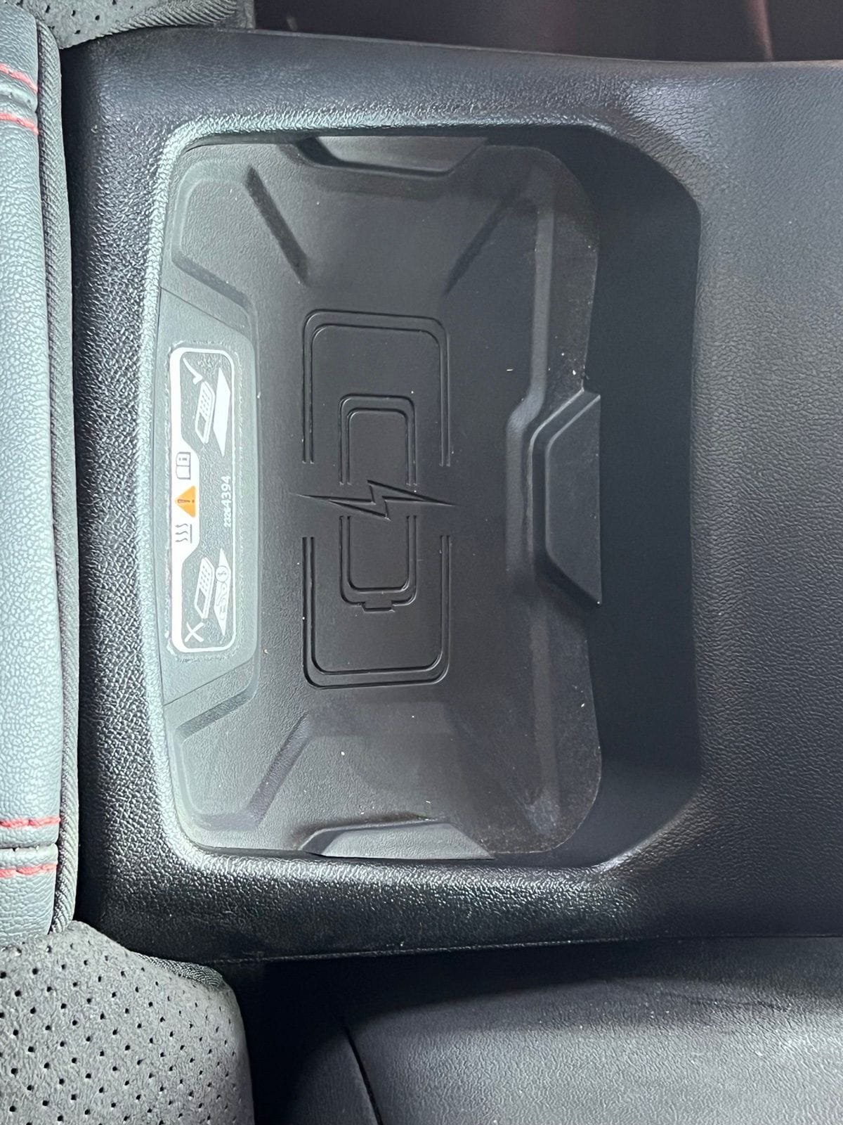 Used 2022 Chevrolet Camaro ZL1 RWD image 19