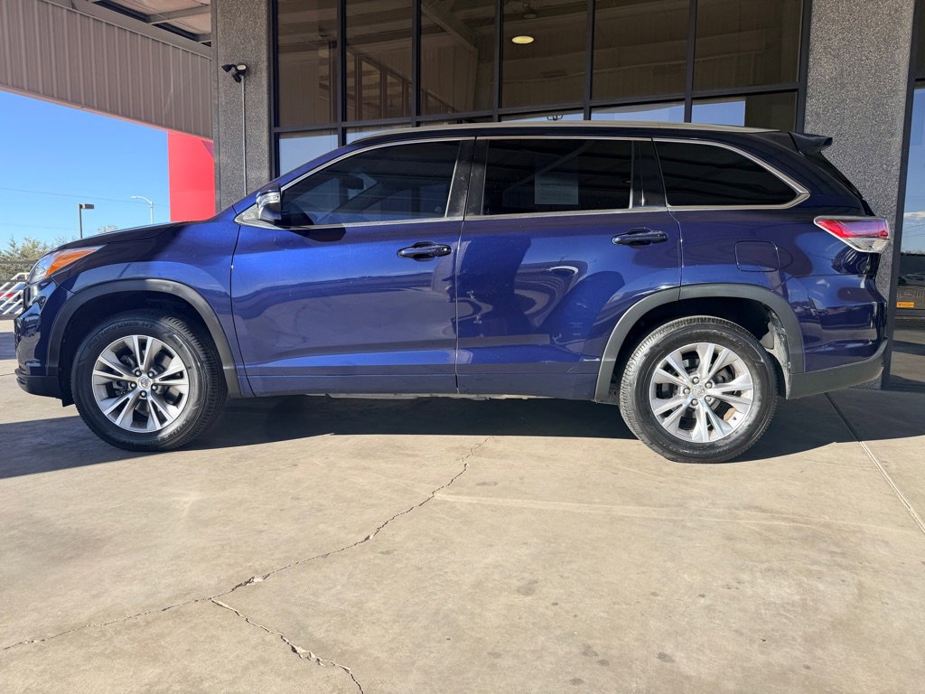 Used 2015 Toyota Highlander XLE image 34