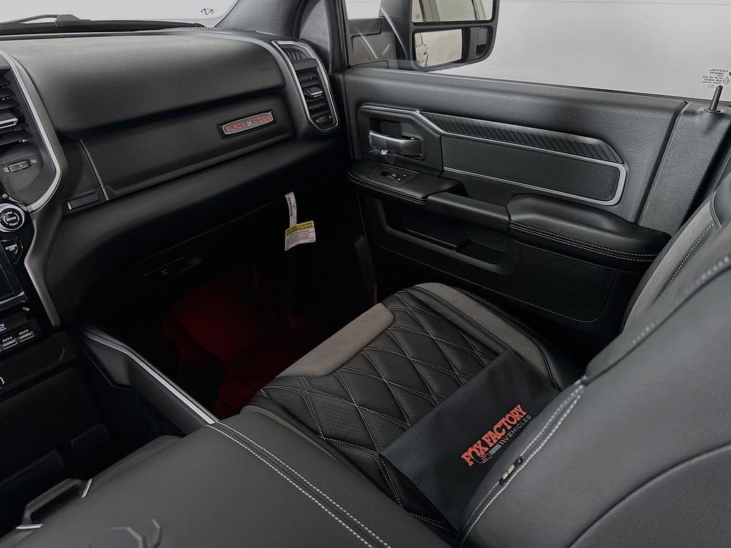 New 2026 RAM 3500 Big Horn AWD/4WD image 30