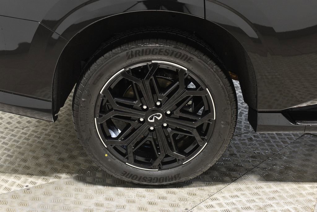 Used 2026 INFINITI QX80 4WD w/ Sport Exterior Package image 38