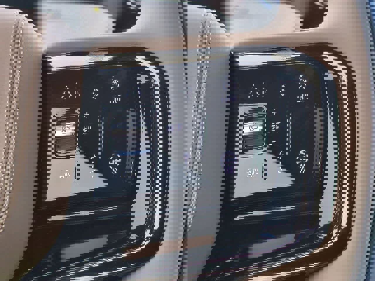 New 2026 Land Rover Range Rover Sport Dynamic SE image 26