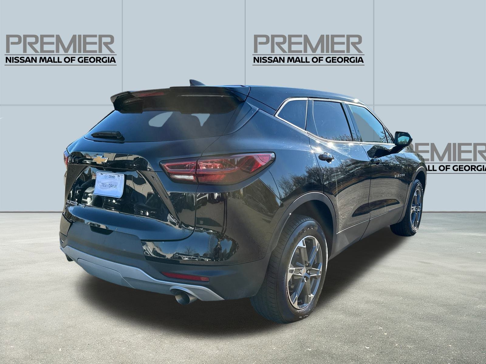 Used 2025 Chevrolet Blazer LT image 5