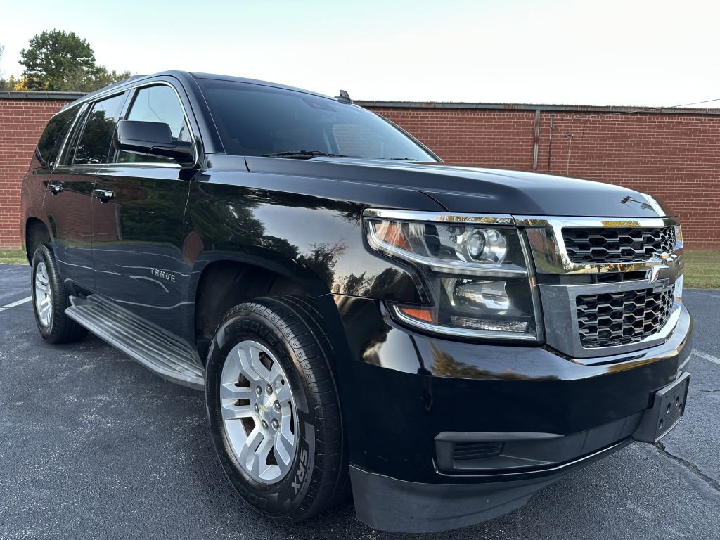 Used 2017 Chevrolet Tahoe LT image 2