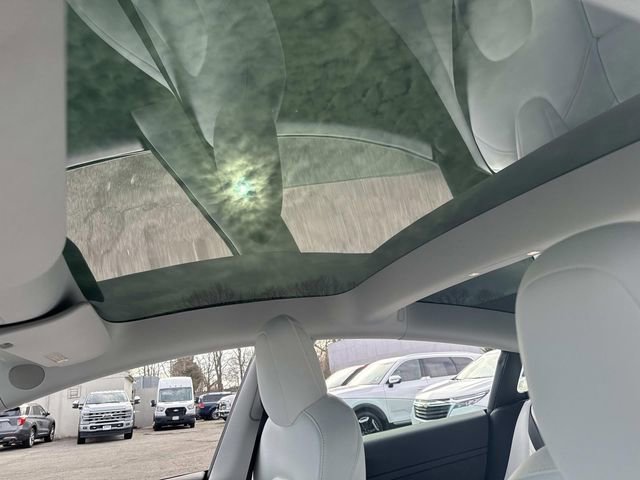 Used 2022 Tesla Model 3 Performance image 22