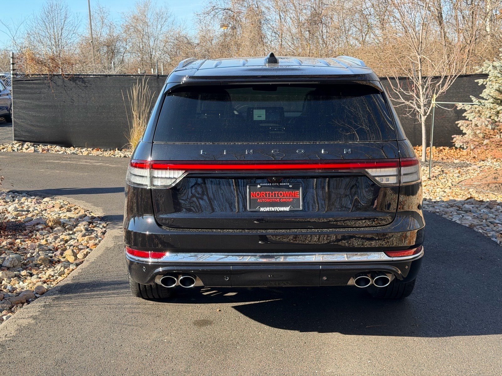 New 2026 Lincoln Aviator Black Label AWD/4WD image 4