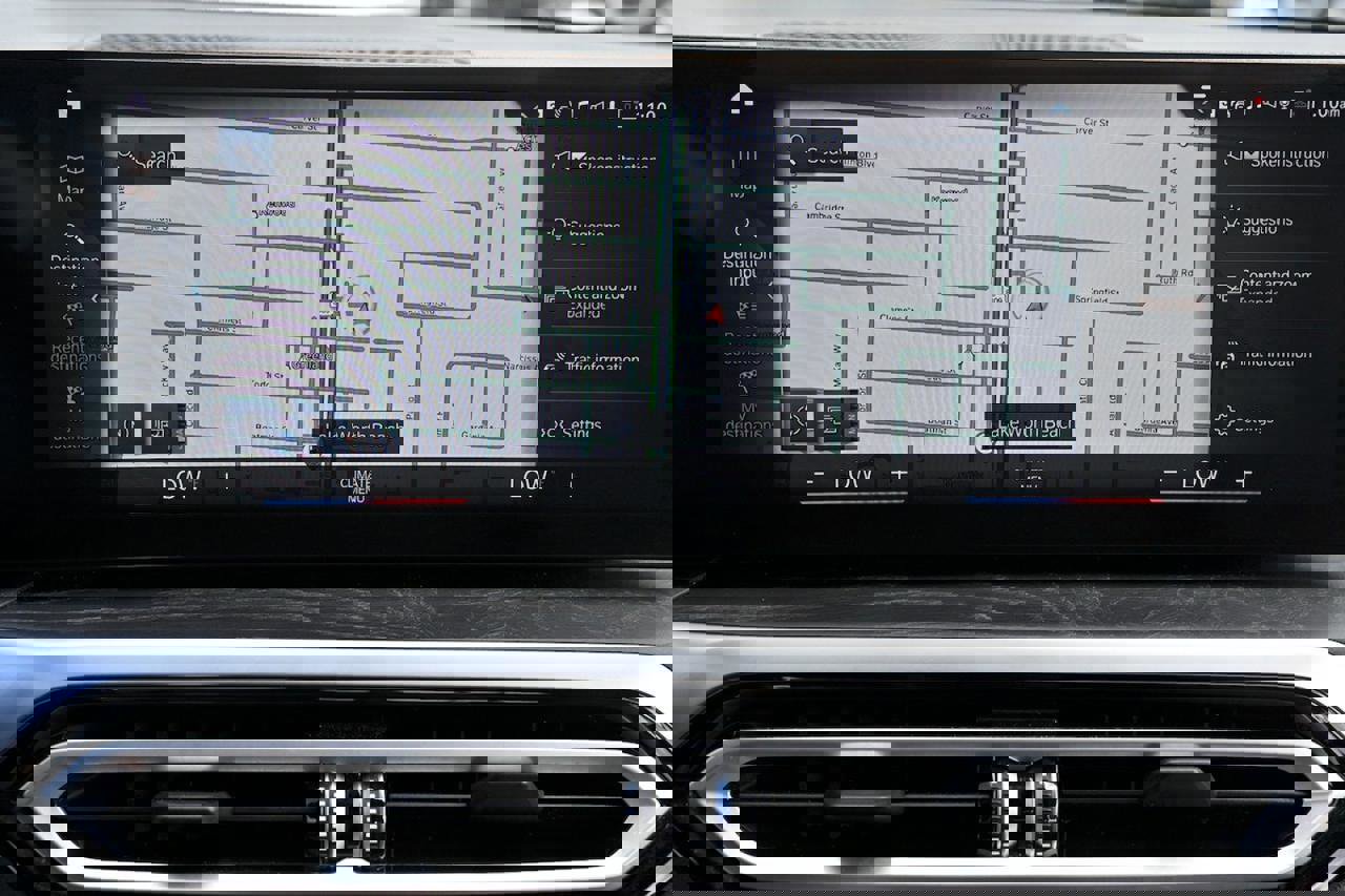 Used 2024 BMW 330i Sedan image 34