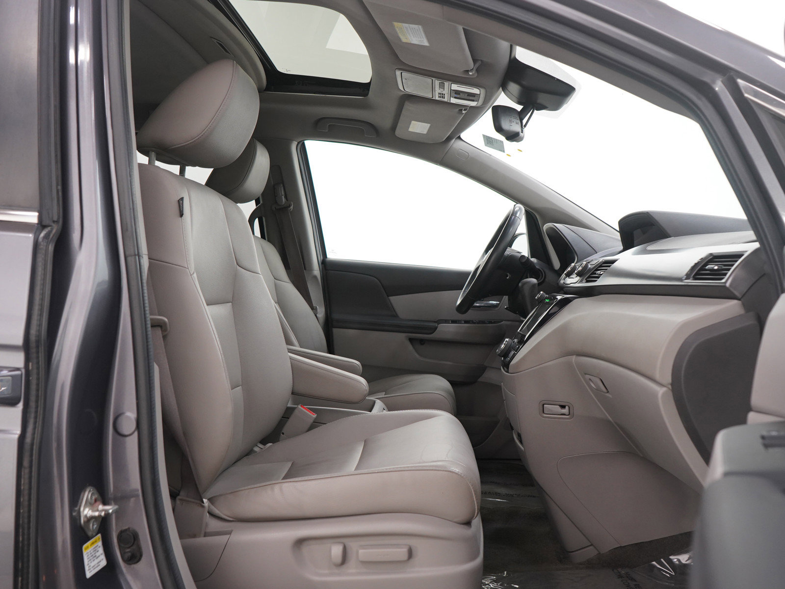 Used 2014 Honda Odyssey EX-L image 11