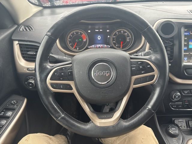 Used 2018 Jeep Cherokee Limited w/ High Altitude Package AWD/4WD image 14