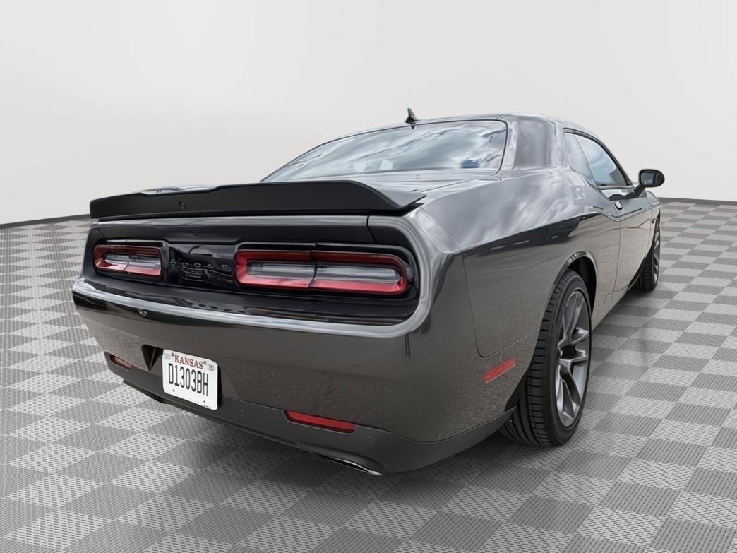 Used 2023 Dodge Challenger R/T w/ Performance Handling Group RWD image 5