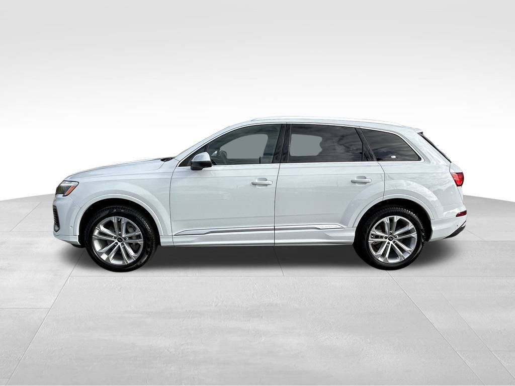 New 2025 Audi Q7 2.0T Premium w/ Convenience Package image 2