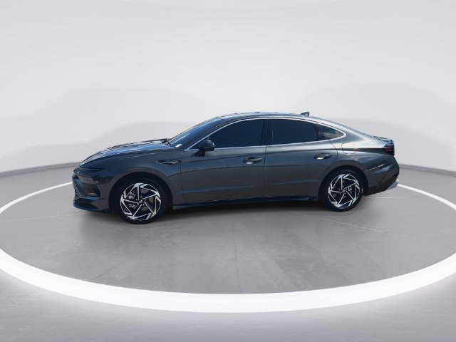 Certified 2026 Hyundai Sonata SEL AWD/4WD image 5