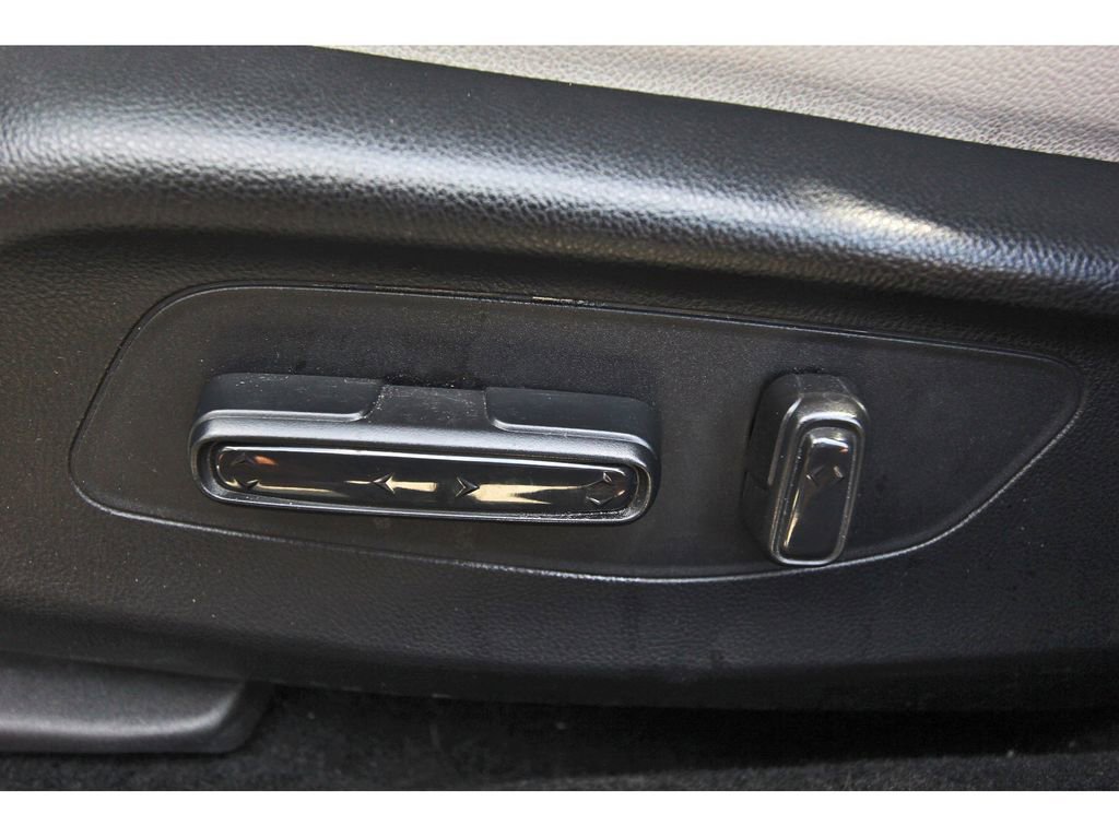 Used 2025 Honda HR-V EX-L image 27