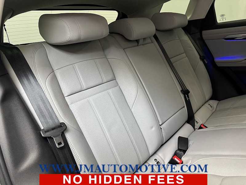 Used 2020 Land Rover Range Rover Evoque SE image 19