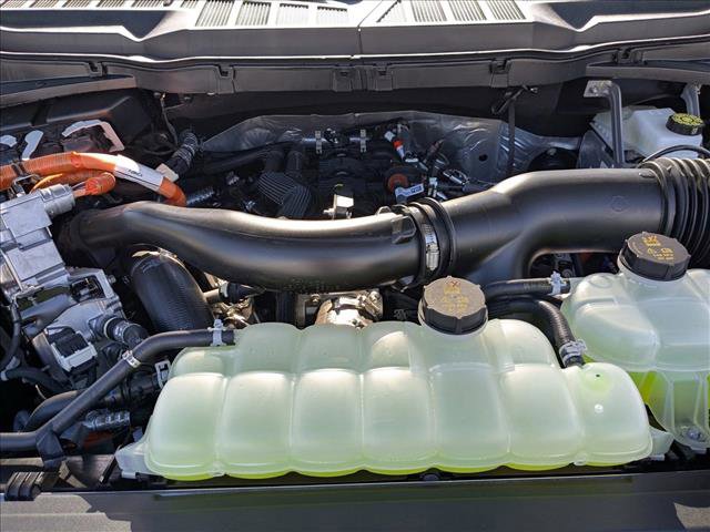 New 2025 Ford F150 Lariat w/ Equipment Group 501A Mid image 16