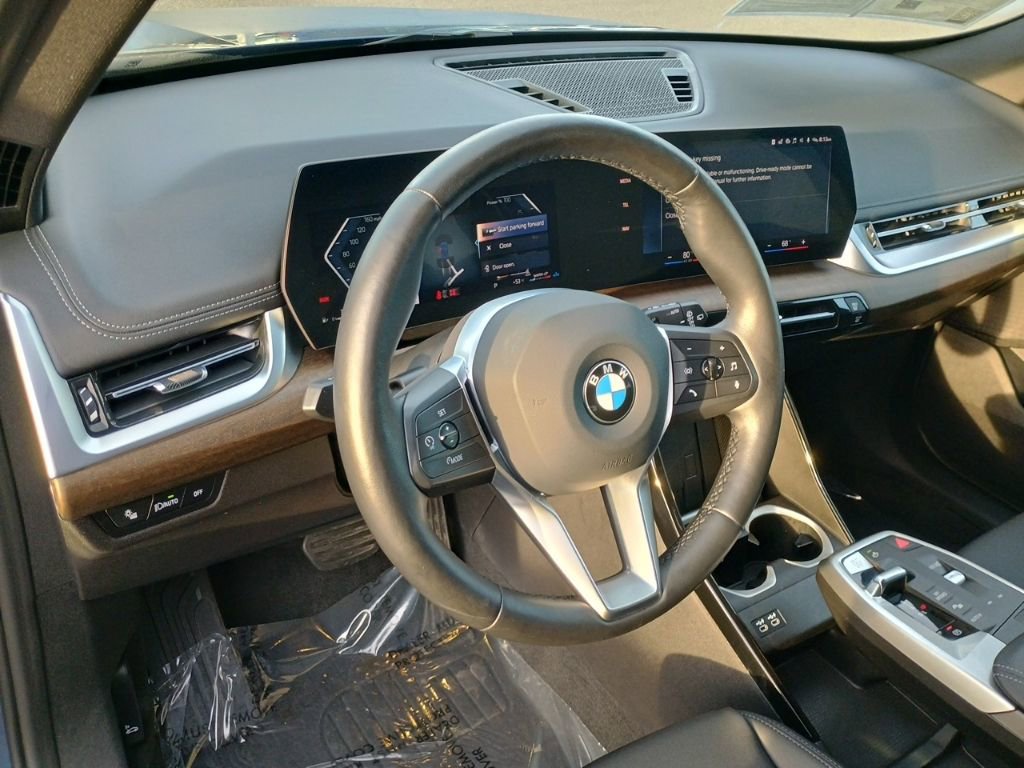 Used 2023 BMW X1 xDrive28i image 12