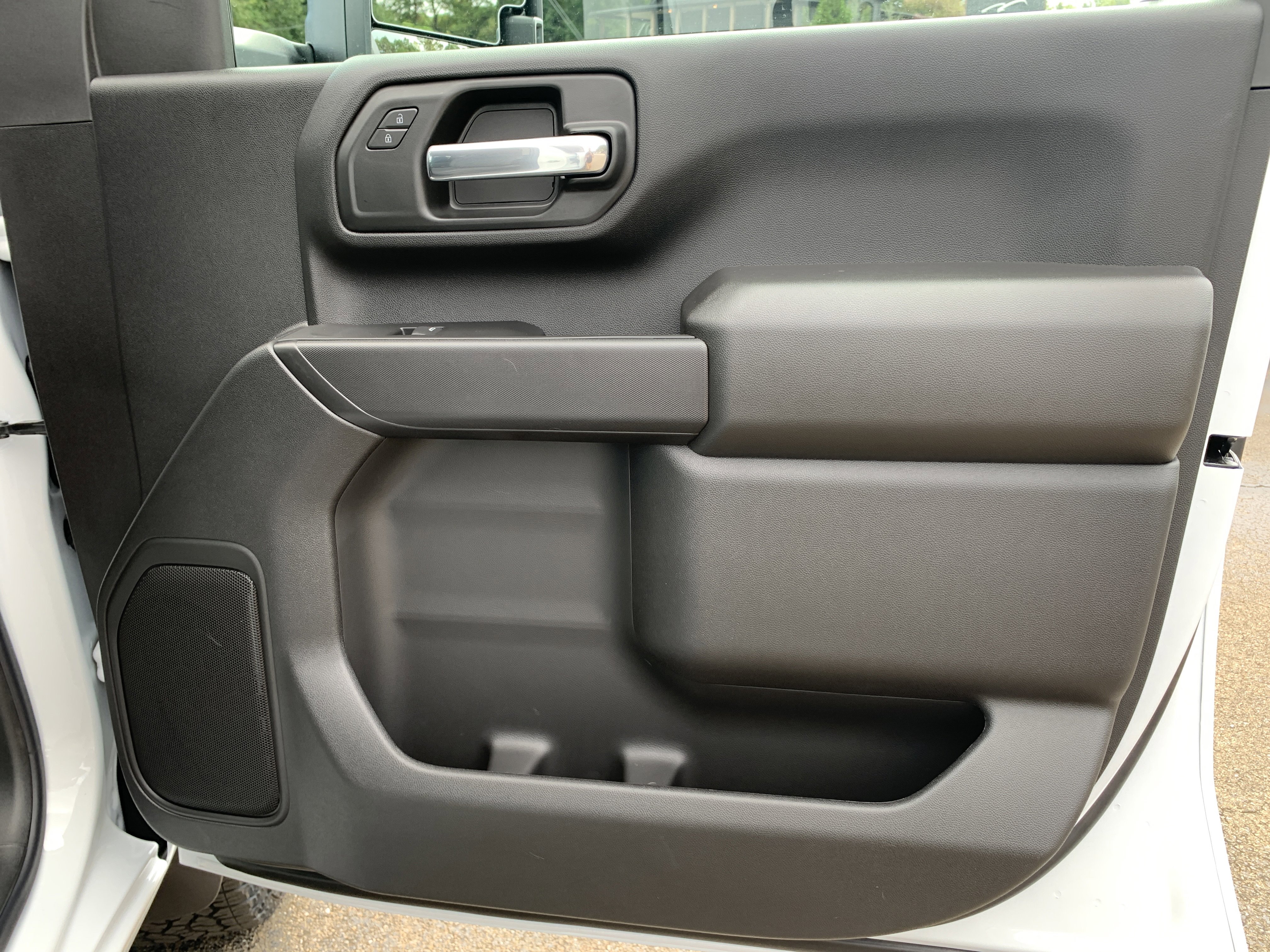 New 2026 Chevrolet Silverado 2500 Custom w/ Custom Value Package image 26