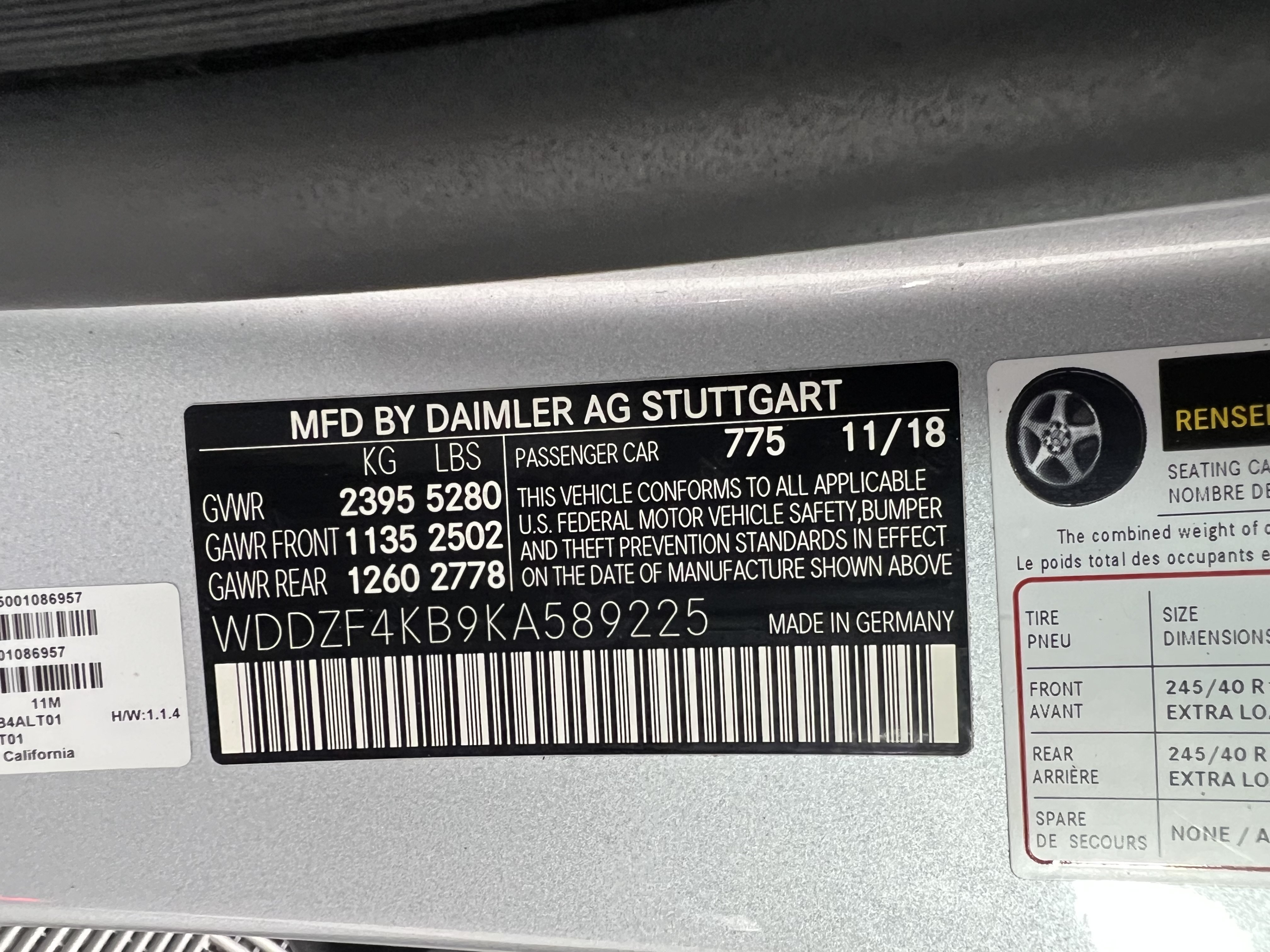 Certified 2019 Mercedes-Benz E 300 4MATIC image 34