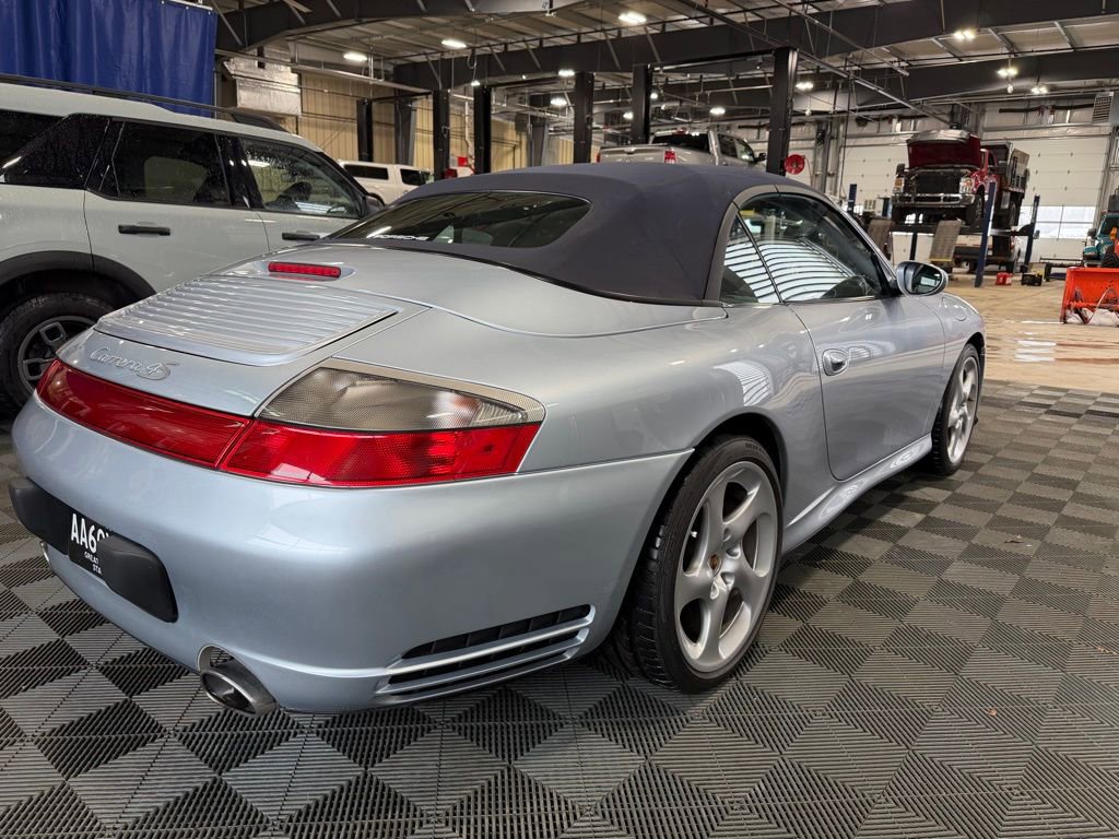 Used 2004 Porsche 911 Carrera 4S image 8