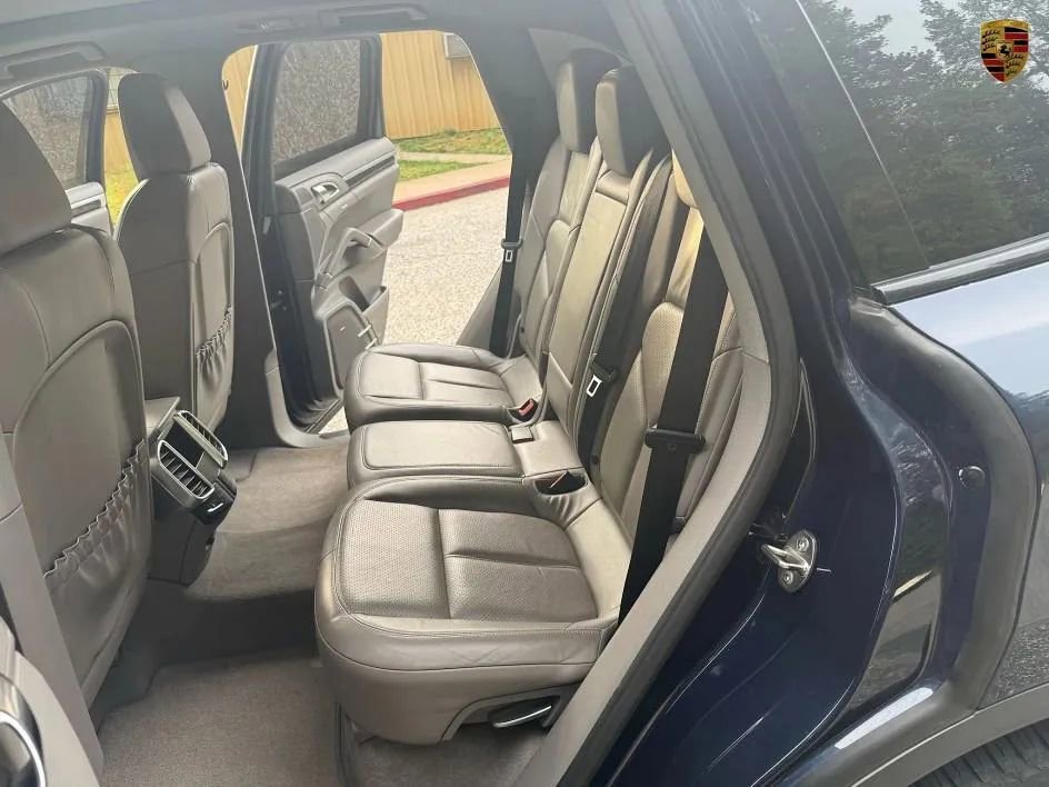 Used 2012 Porsche Cayenne S image 13