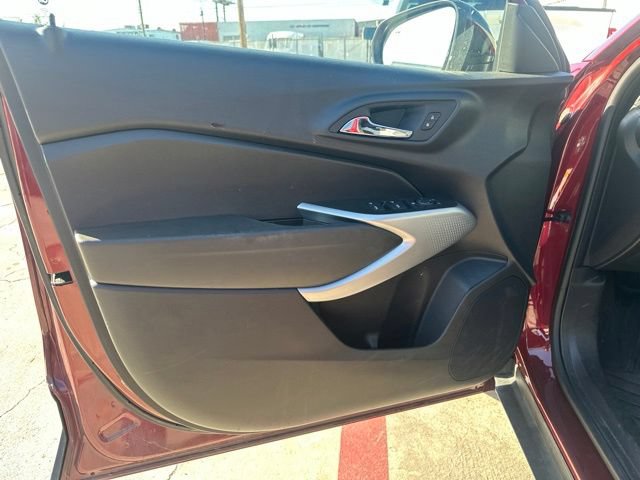 Used 2024 Chevrolet Trax RS w/ Driver Confidence Package FWD image 11