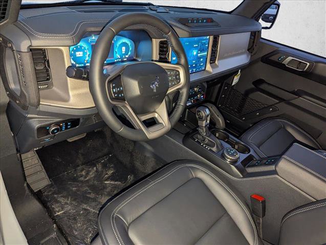 New 2025 Ford Bronco Outer Banks w/ Sasquatch Package AWD/4WD image 3