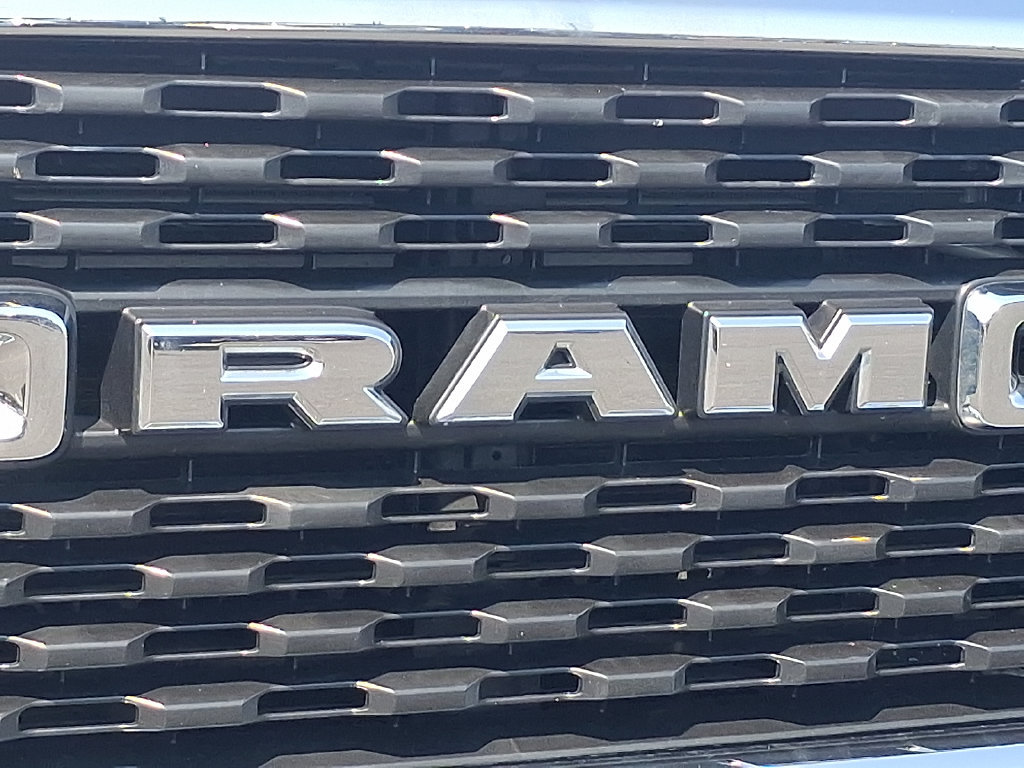 Used 2024 RAM 2500 Big Horn AWD/4WD image 27