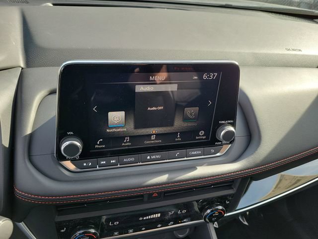 New 2026 Nissan Rogue SV AWD/4WD image 15