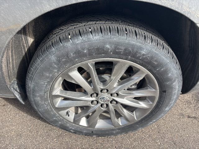 Used 2023 Buick Enclave Avenir w/ Avenir Technology Package image 9