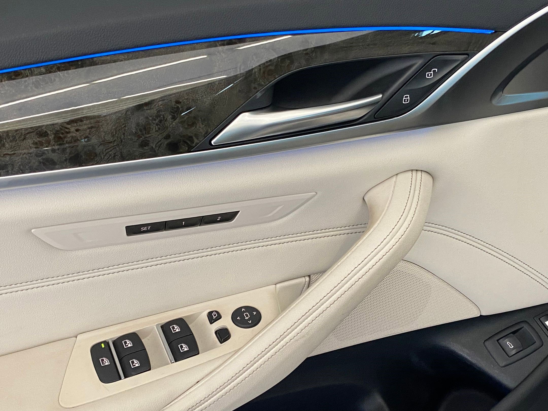 Certified 2023 BMW 530e xDrive w/ M Sport Package image 23