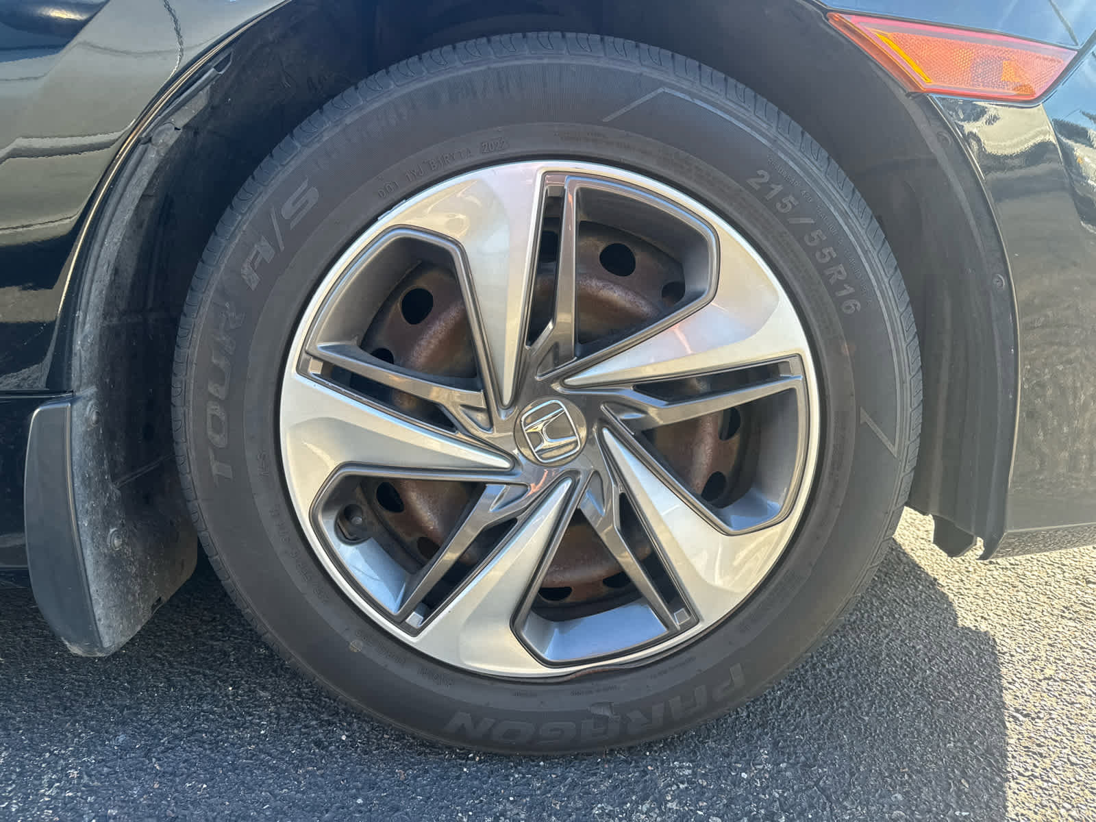 Used 2019 Honda Civic LX image 3