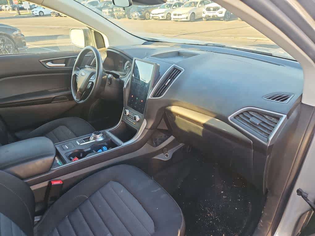 Used 2022 Ford Edge SE w/ Black Appearance Package AWD/4WD image 13