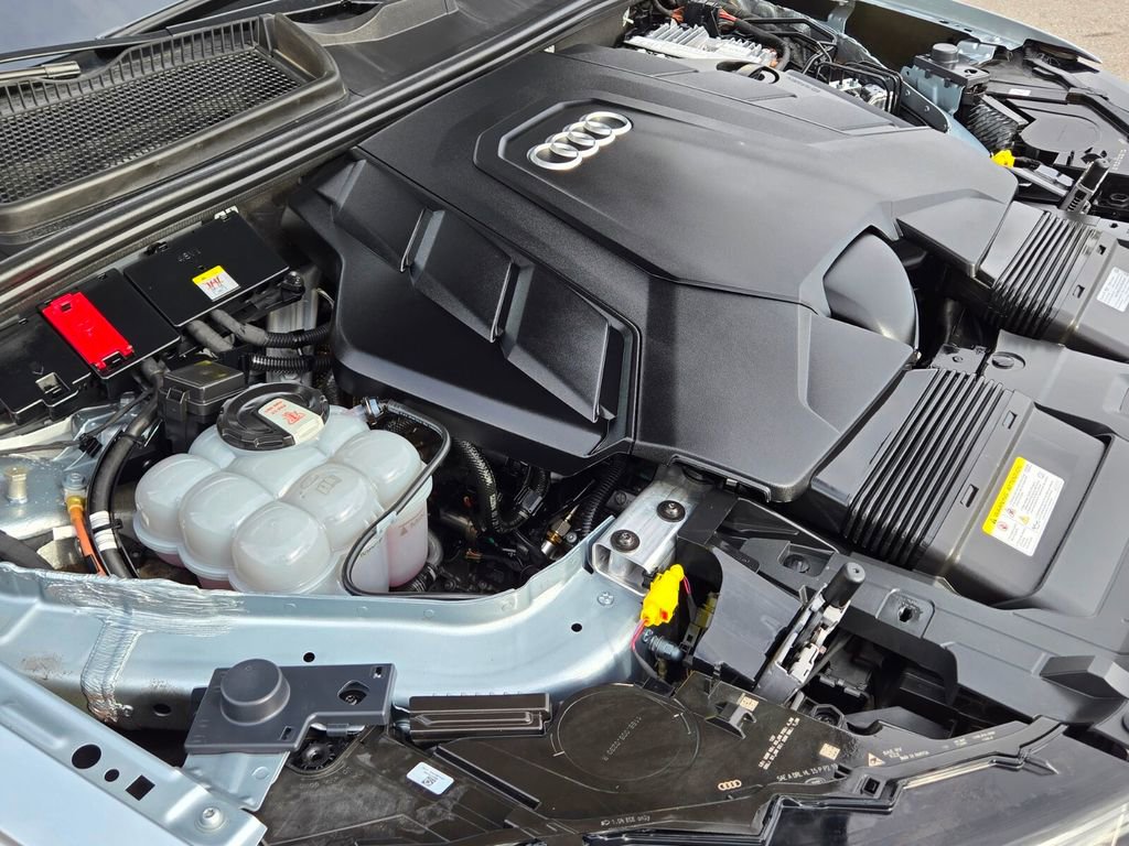 Used 2024 Audi Q7 3.0T Premium Plus image 15