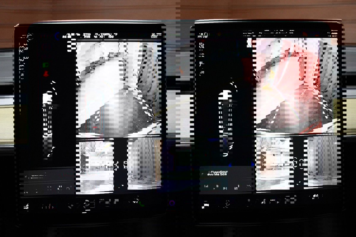 Used 2022 Tesla Model Y Long Range image 19