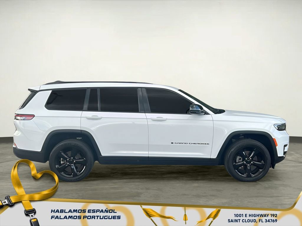 Used 2023 Jeep Grand Cherokee L Laredo image 7