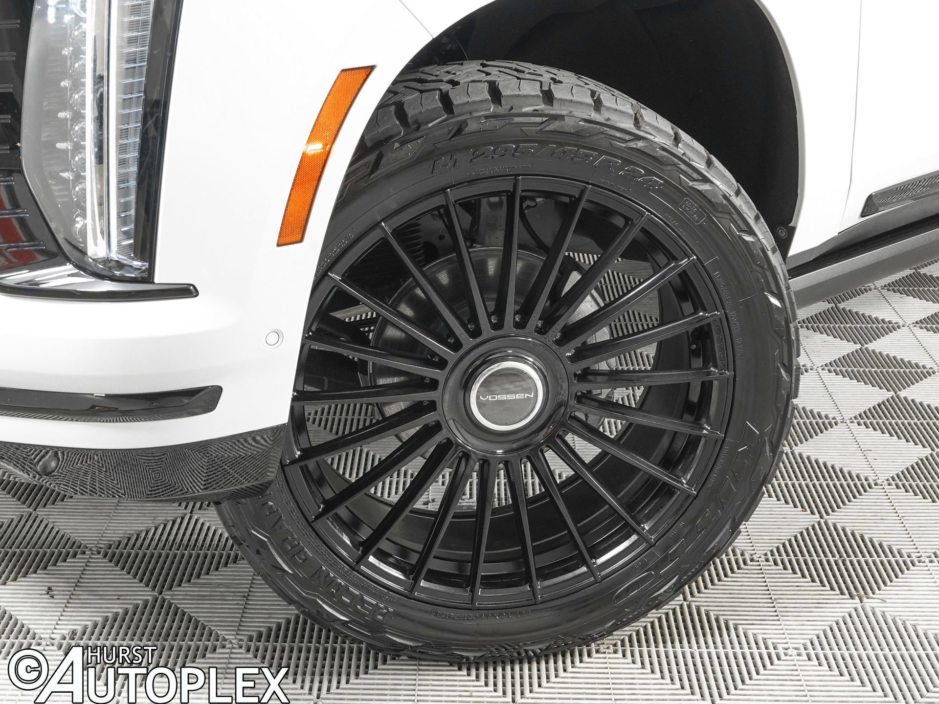 Used 2026 Cadillac Escalade Sport w/ Touring Package image 34