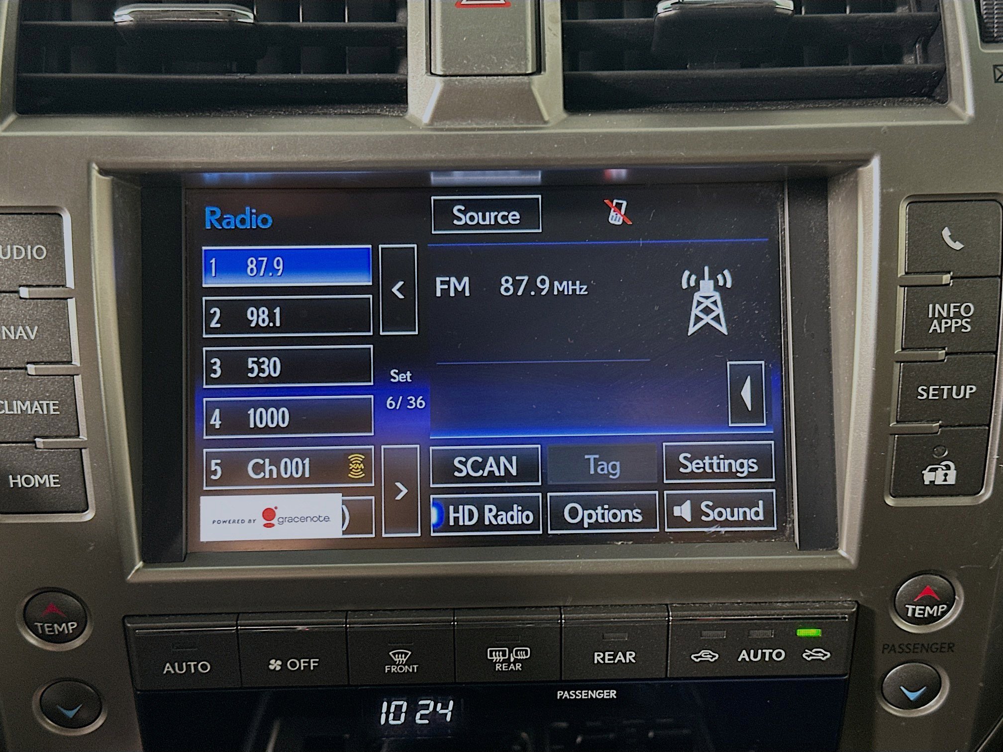 Used 2018 Lexus GX 460 Premium w/ Premium Package AWD/4WD image 21