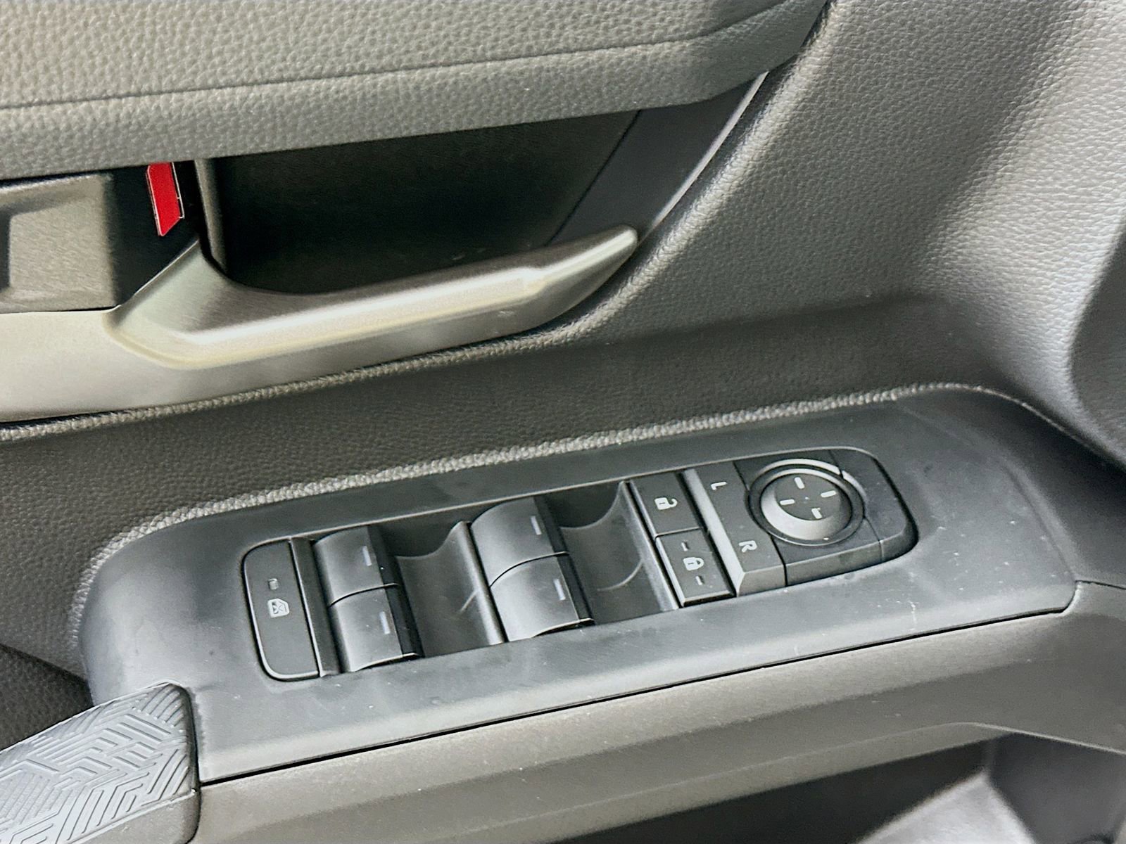 New 2025 Toyota Tacoma TRD Off-Road image 18