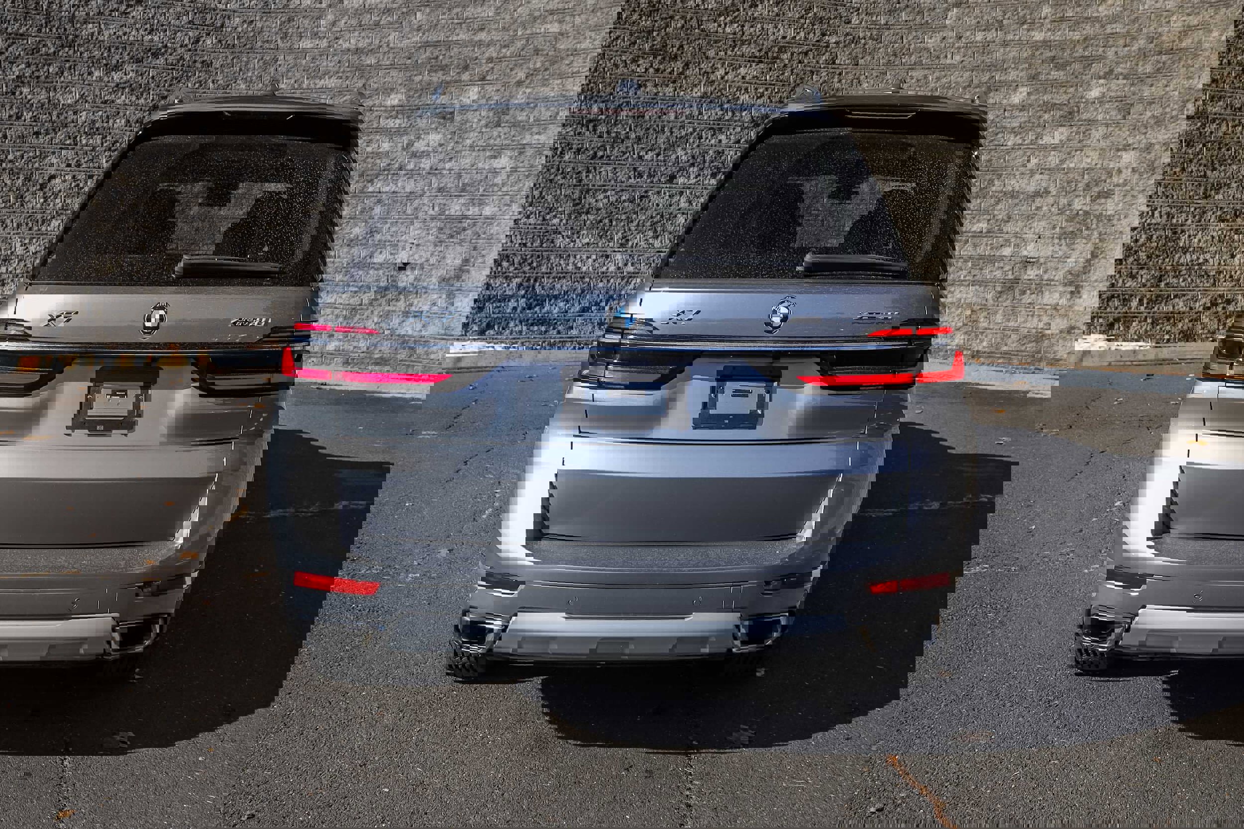 Used 2024 BMW X7 xDrive40i w/ Premium Package image 7