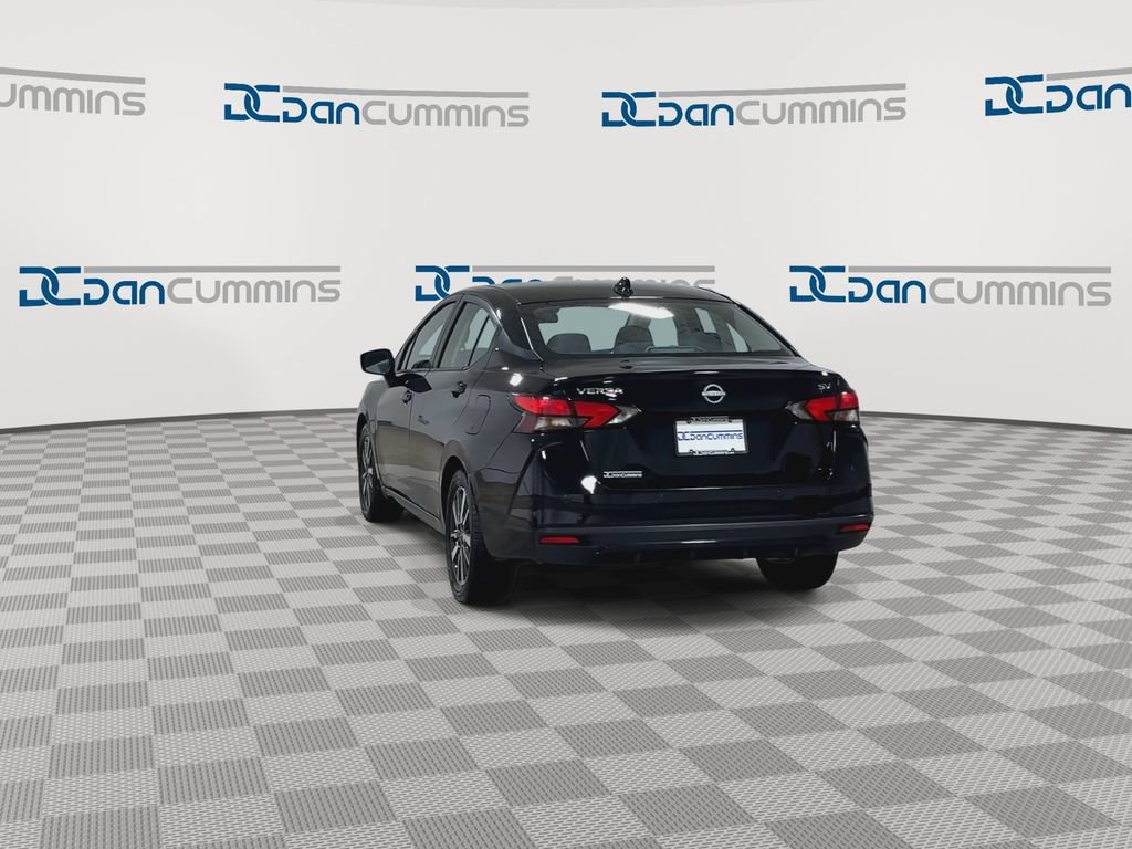 Used 2024 Nissan Versa SV FWD image 7
