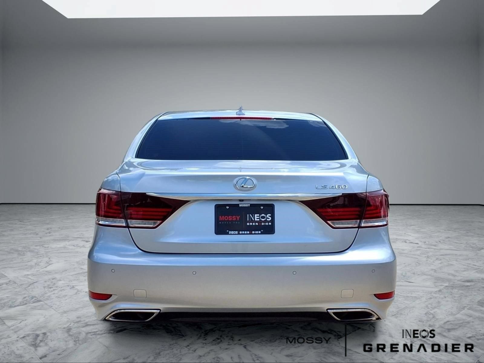 Used 2013 Lexus LS 460 w/ Ultra Luxury Pkg RWD image 6