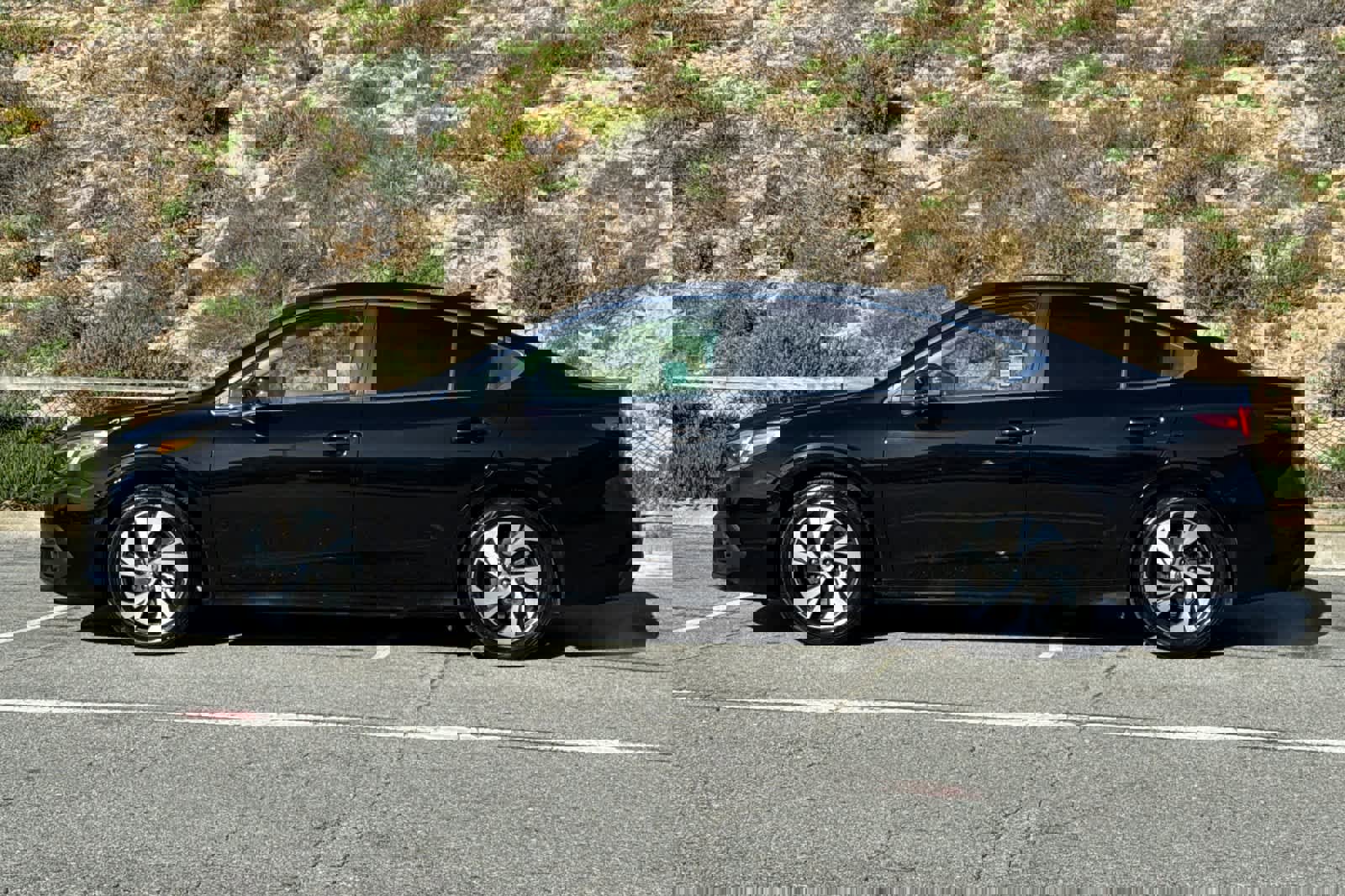 Used 2020 Subaru Legacy Premium image 9