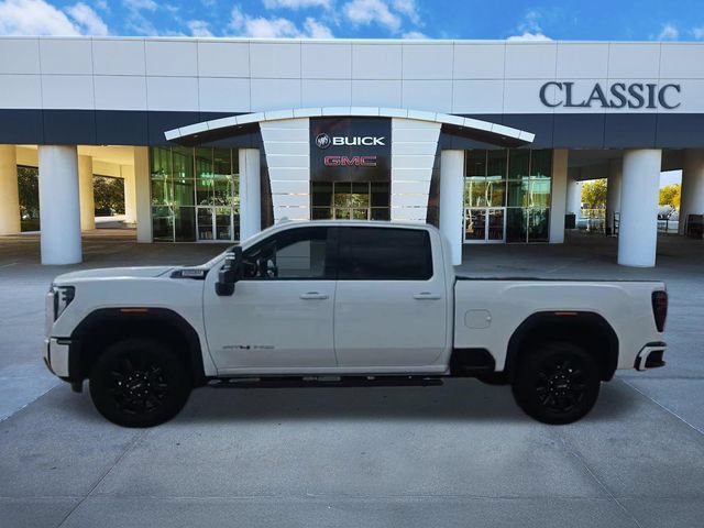 Used 2025 GMC Sierra 2500 AT4 AWD/4WD image 5