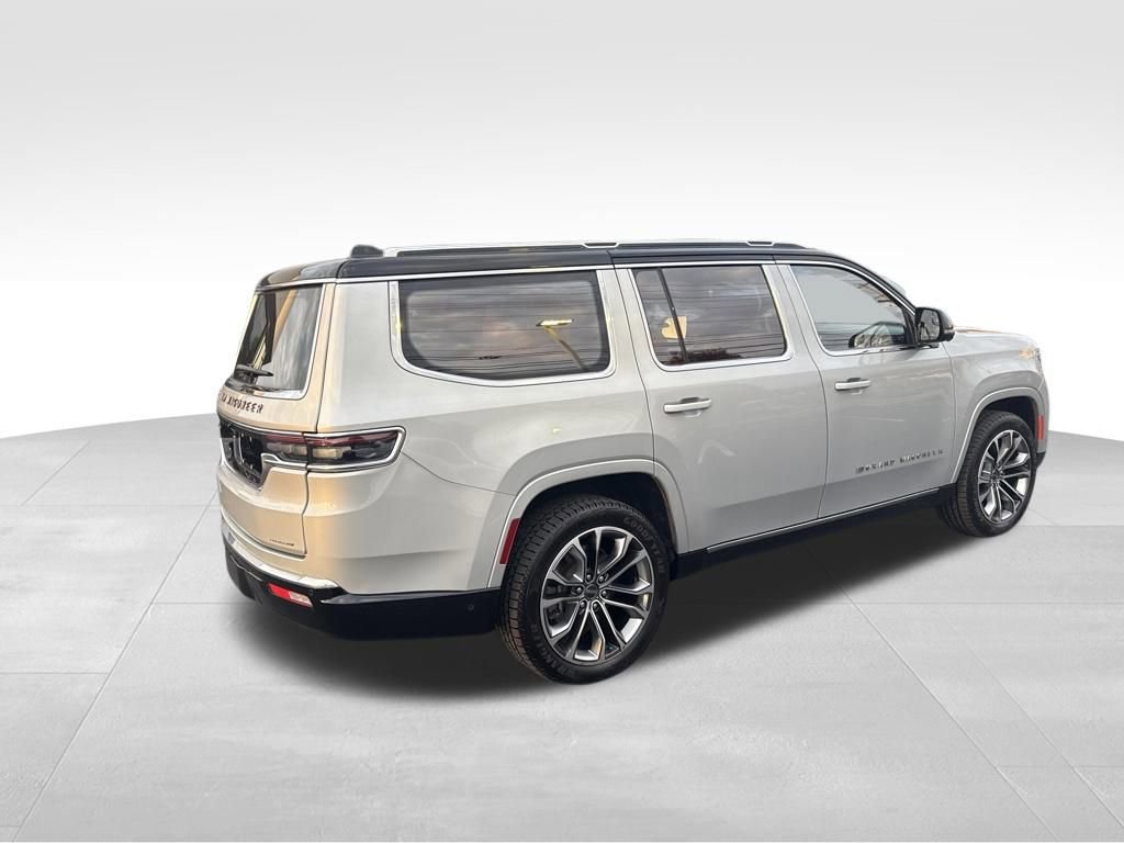 Used 2024 Jeep Grand Wagoneer Series III w/ Flexible Seating Group image 9