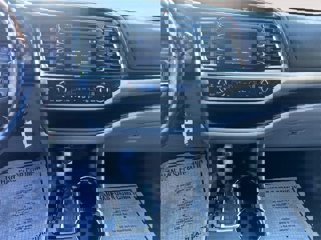 Used 2014 Toyota Highlander Plus image 11