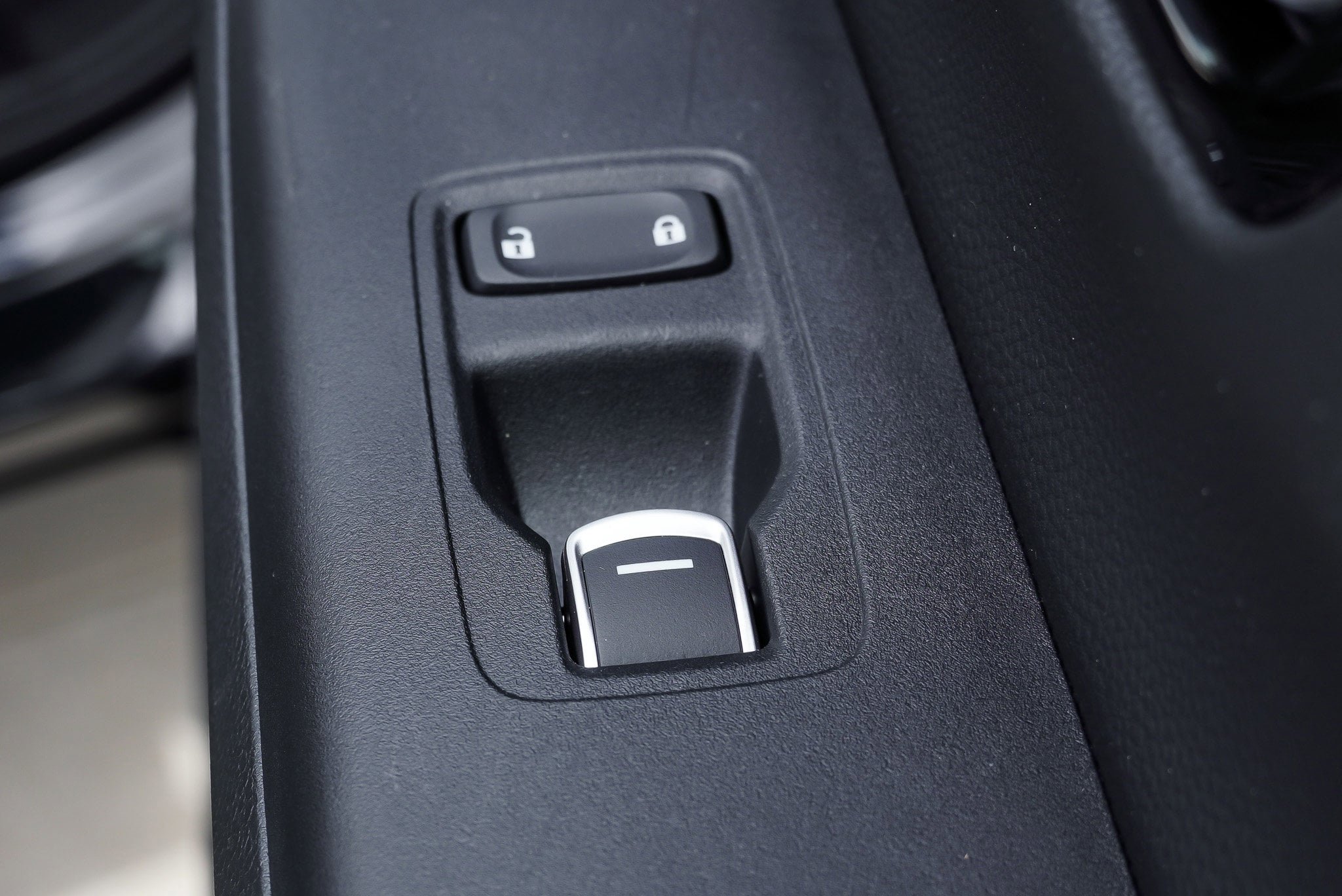 Used 2025 Honda CR-V EX-L image 28