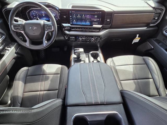 Certified 2026 Chevrolet Silverado 1500 High Country w/ Midnight Edition AWD/4WD image 11