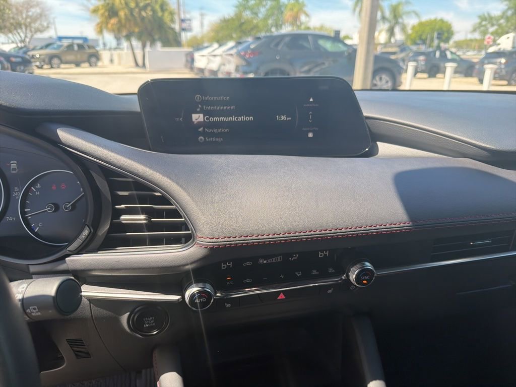 Used 2024 MAZDA MAZDA3 s image 17