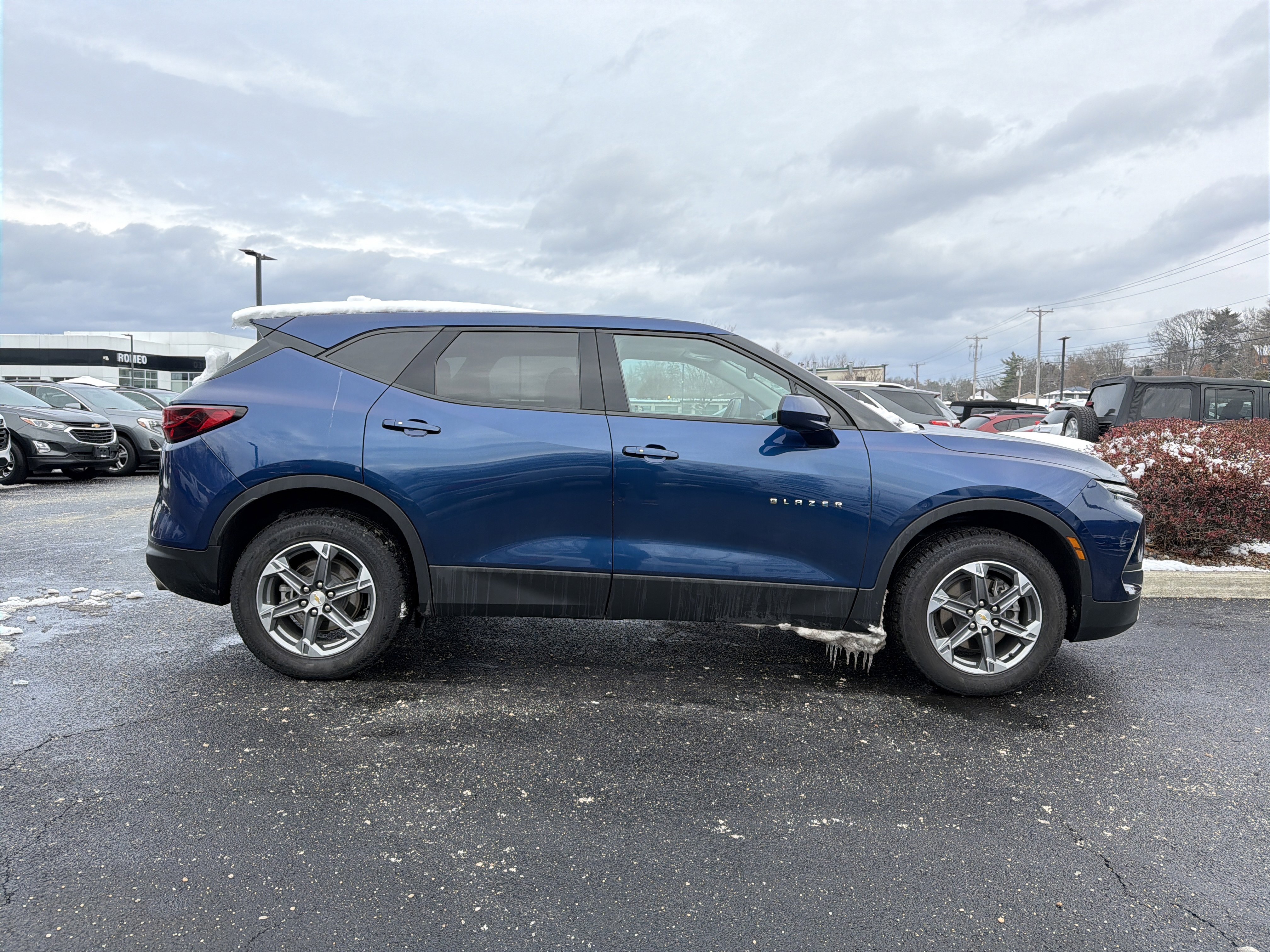 Used 2023 Chevrolet Blazer LT image 4