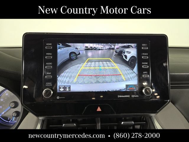 Used 2021 Toyota Venza LE AWD/4WD image 21