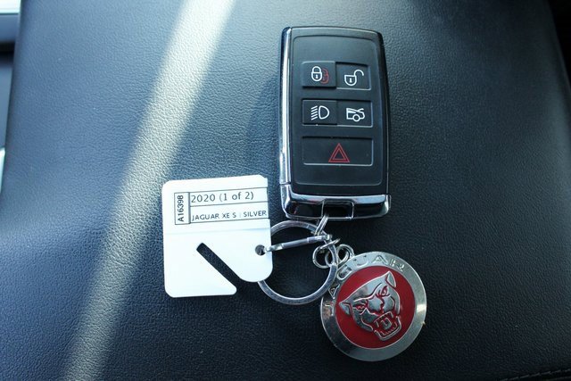 Used 2020 Jaguar XE S image 32